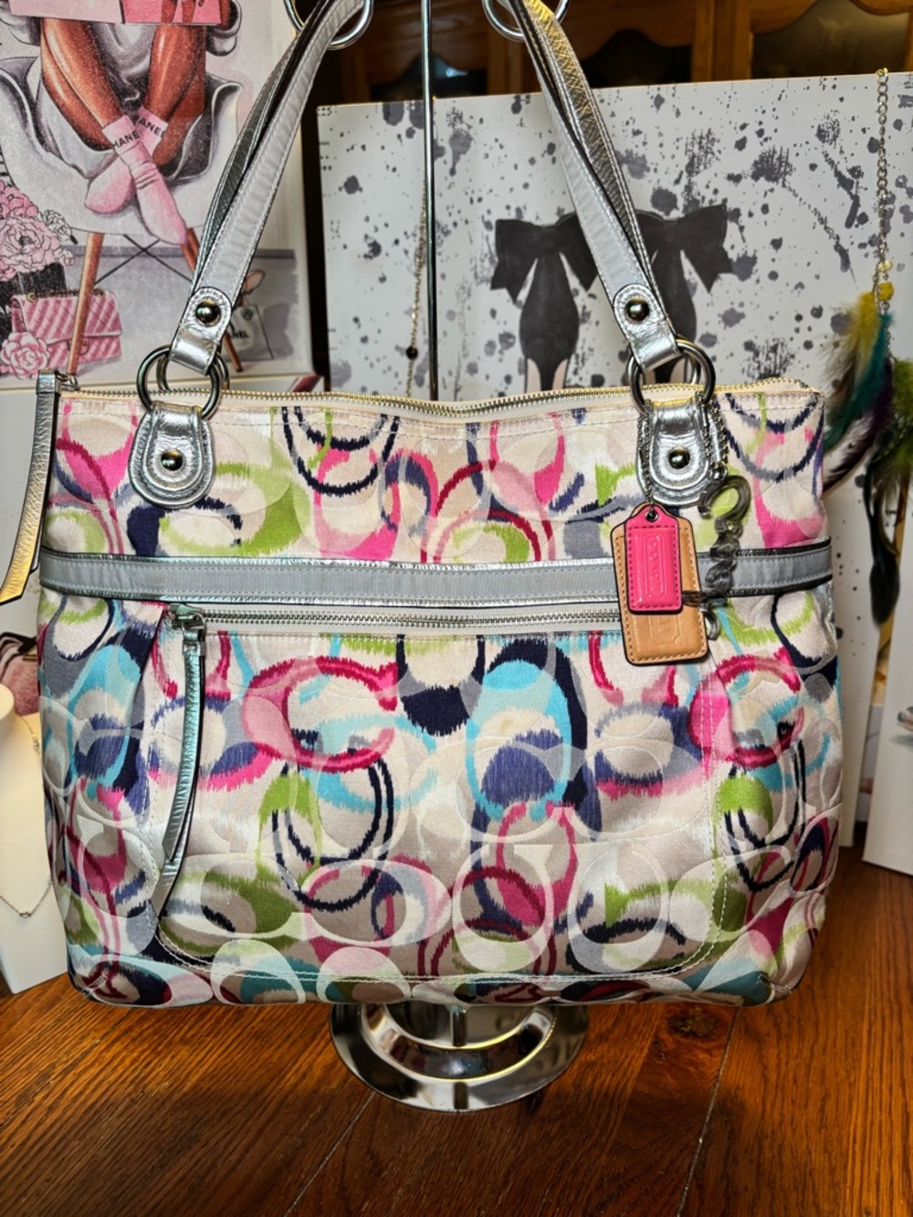 Coach Poppy Glam Op Art Graffiti Tote Shoulder Bag 19876 w/ Original Charms